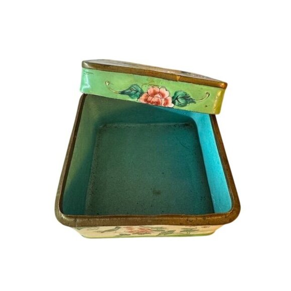 Antique Asian Enamel Pastel Jewelry Box With Lid - Picture 8 of 9